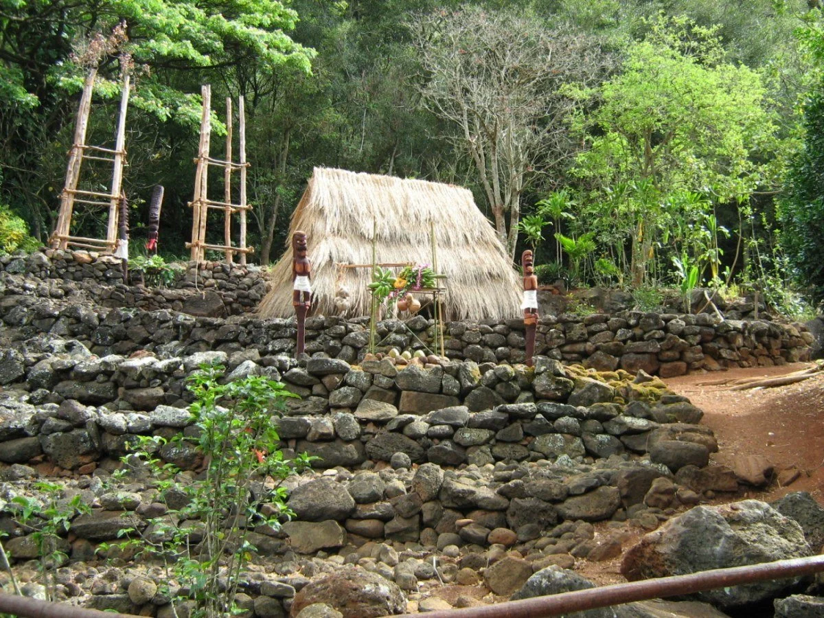 Hale O Lono Heiau