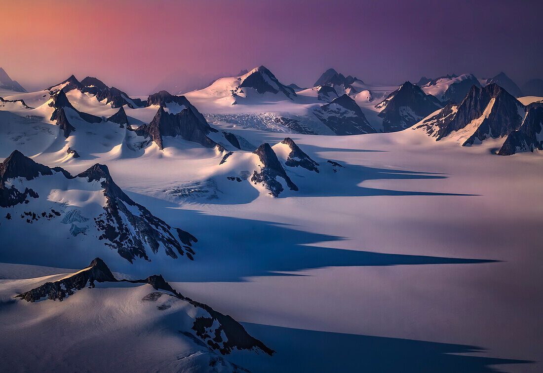 Tokositna Glacier