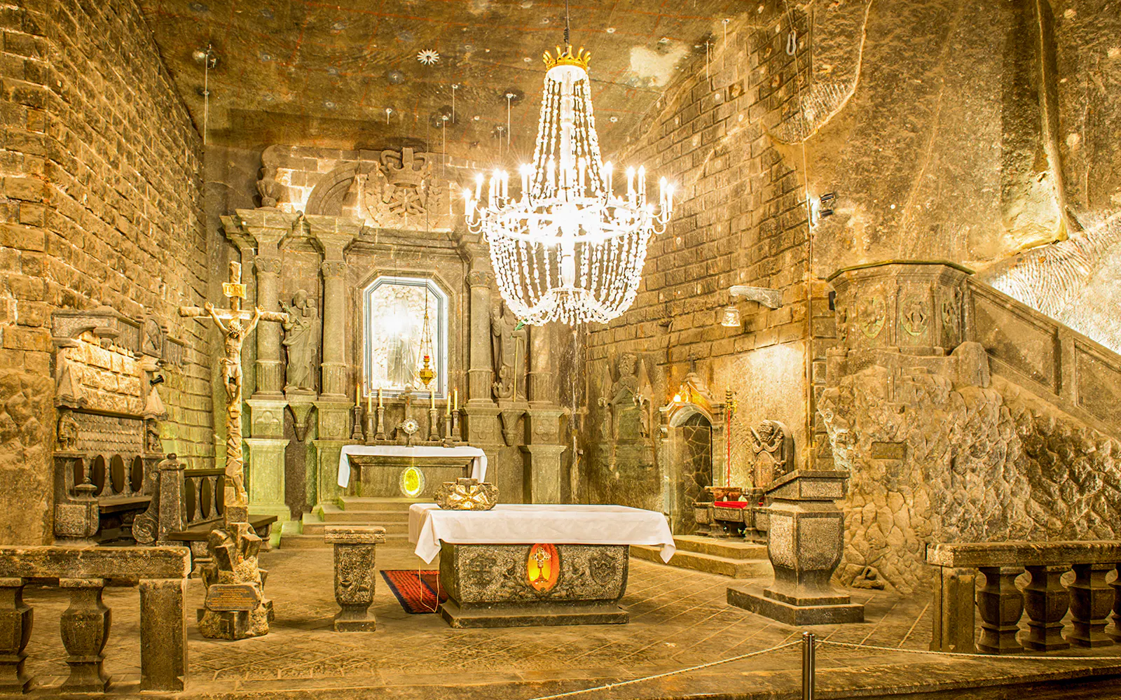 Auschwitz Tour From Krakow and Salt Mines
