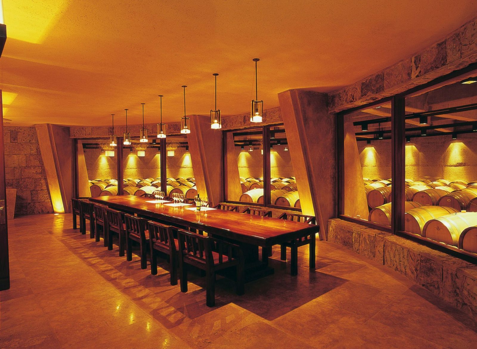 The venue houses an extensive collection of Argentine Malbecs. Guests can sample regional wines during dinner.