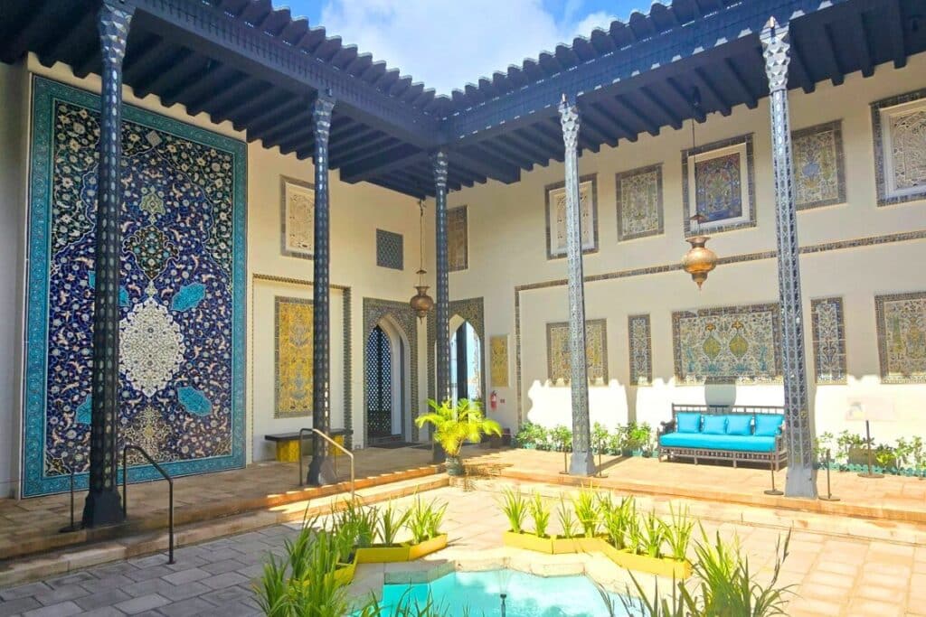 Shangri La Museum of Islamic Art, Culture & Design