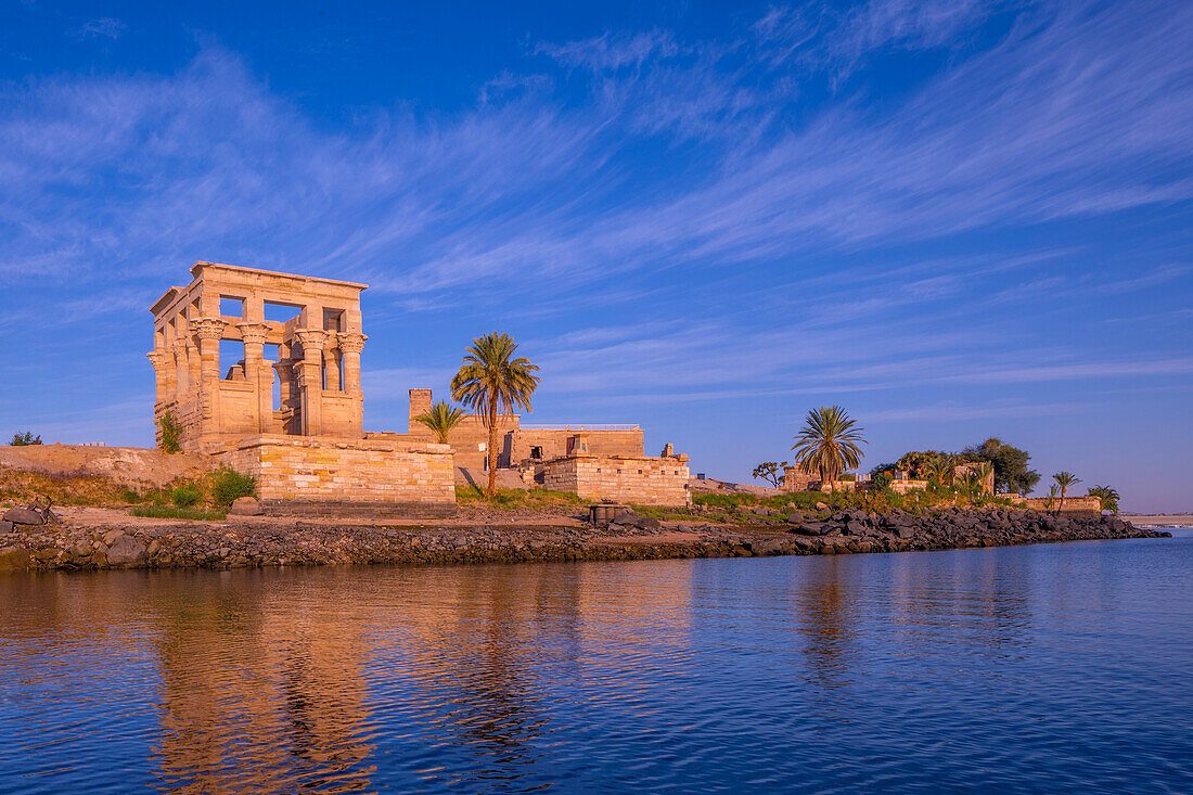 Aswan Discoveries and Disembarkation