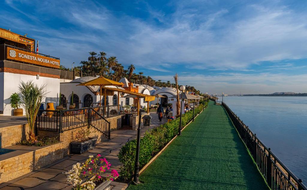 Aswan Corniche district