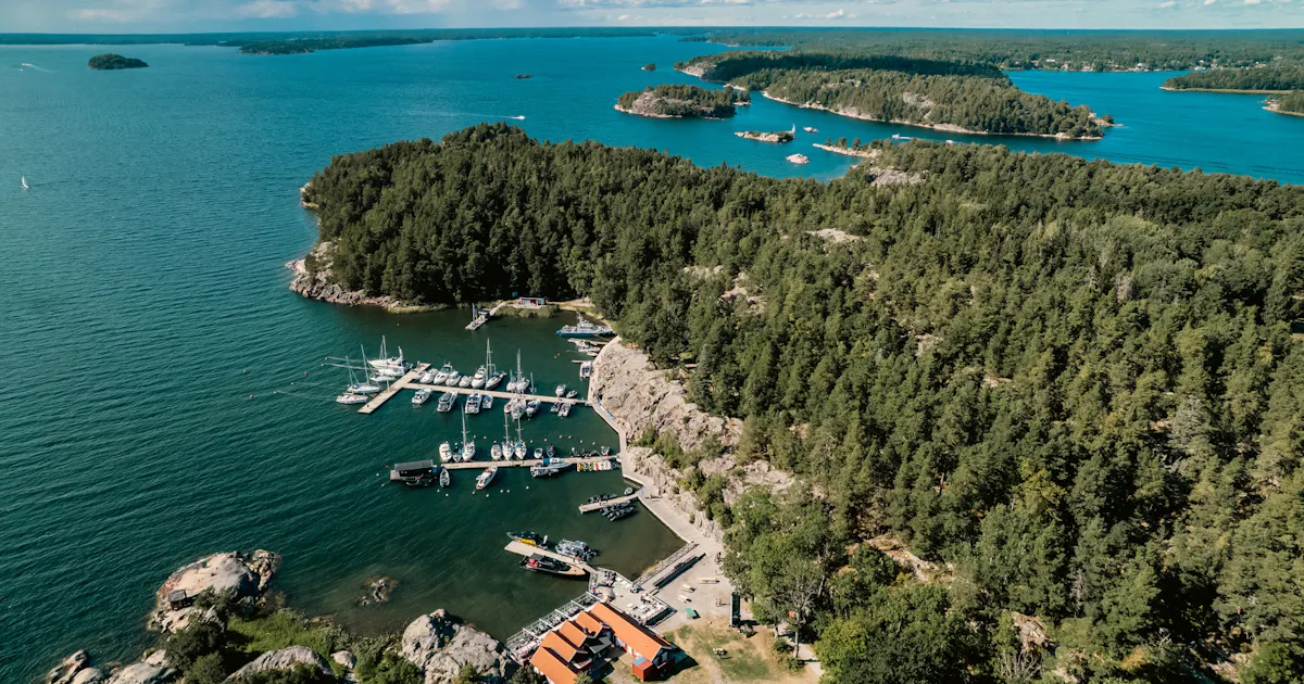 Grinda Island Pier