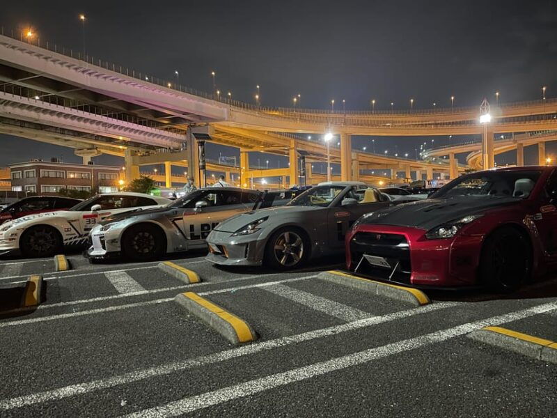 Main Parking Lot Center