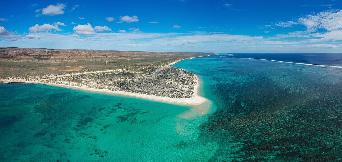 Turquoise Bay Lookout