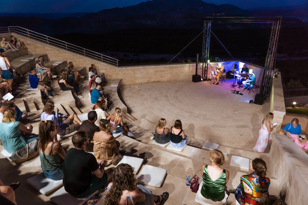 Amphitheatre