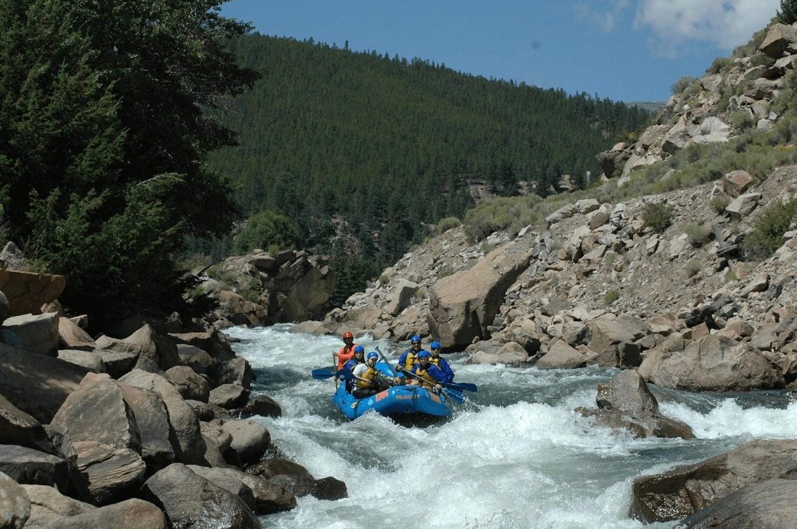 Kicking Horse Family Rafting