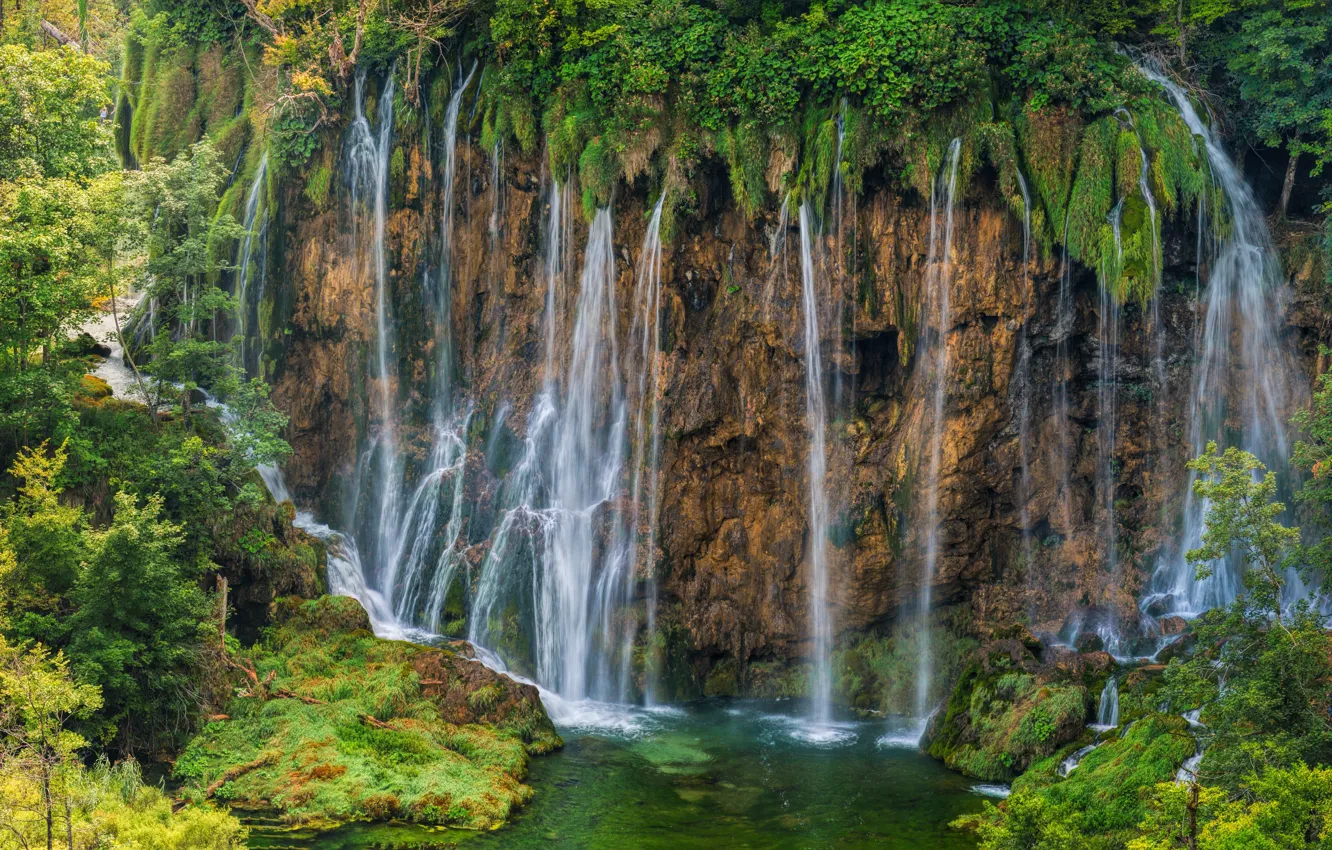 Galovac Waterfall vantage
