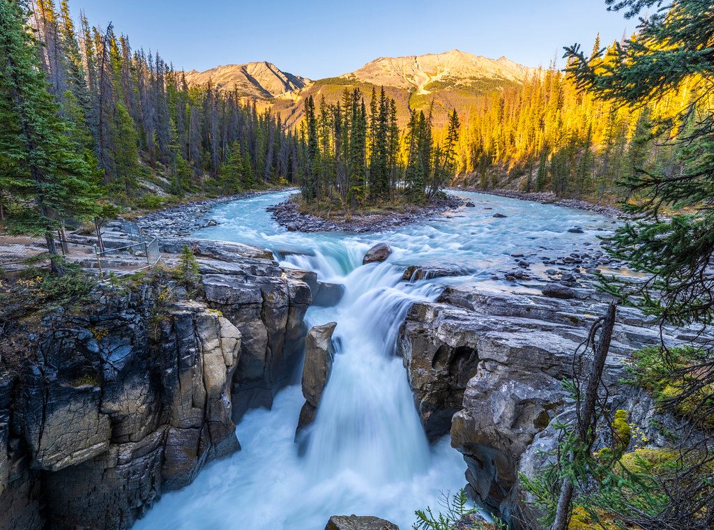 ;Sunwapta Falls
