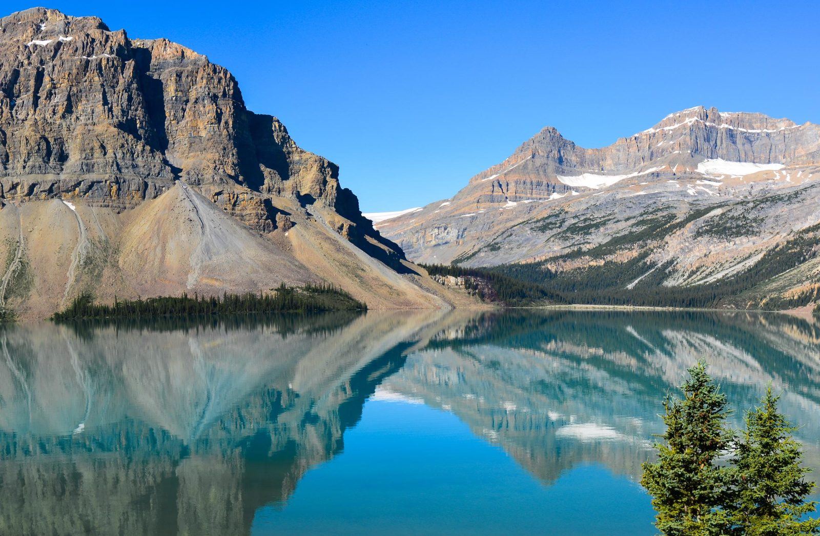 Bow Lake