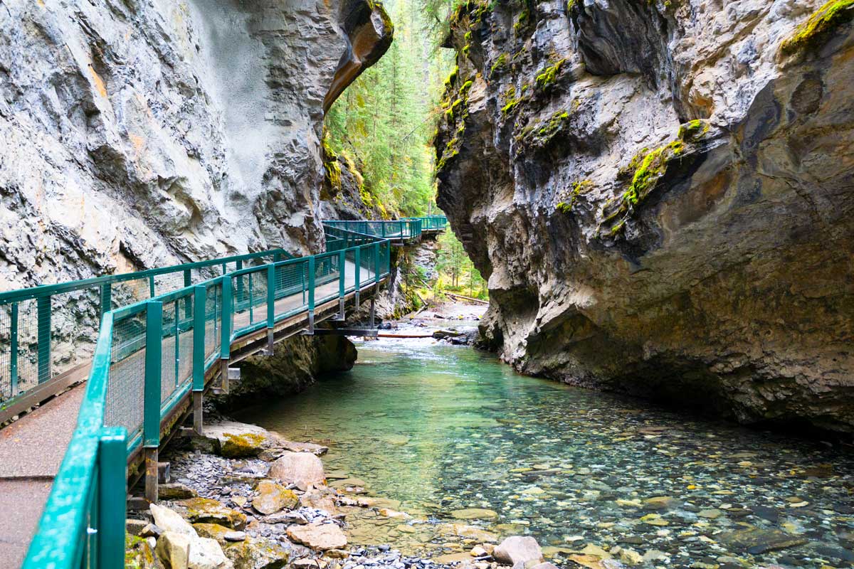 Johnston Canyon Trailhead