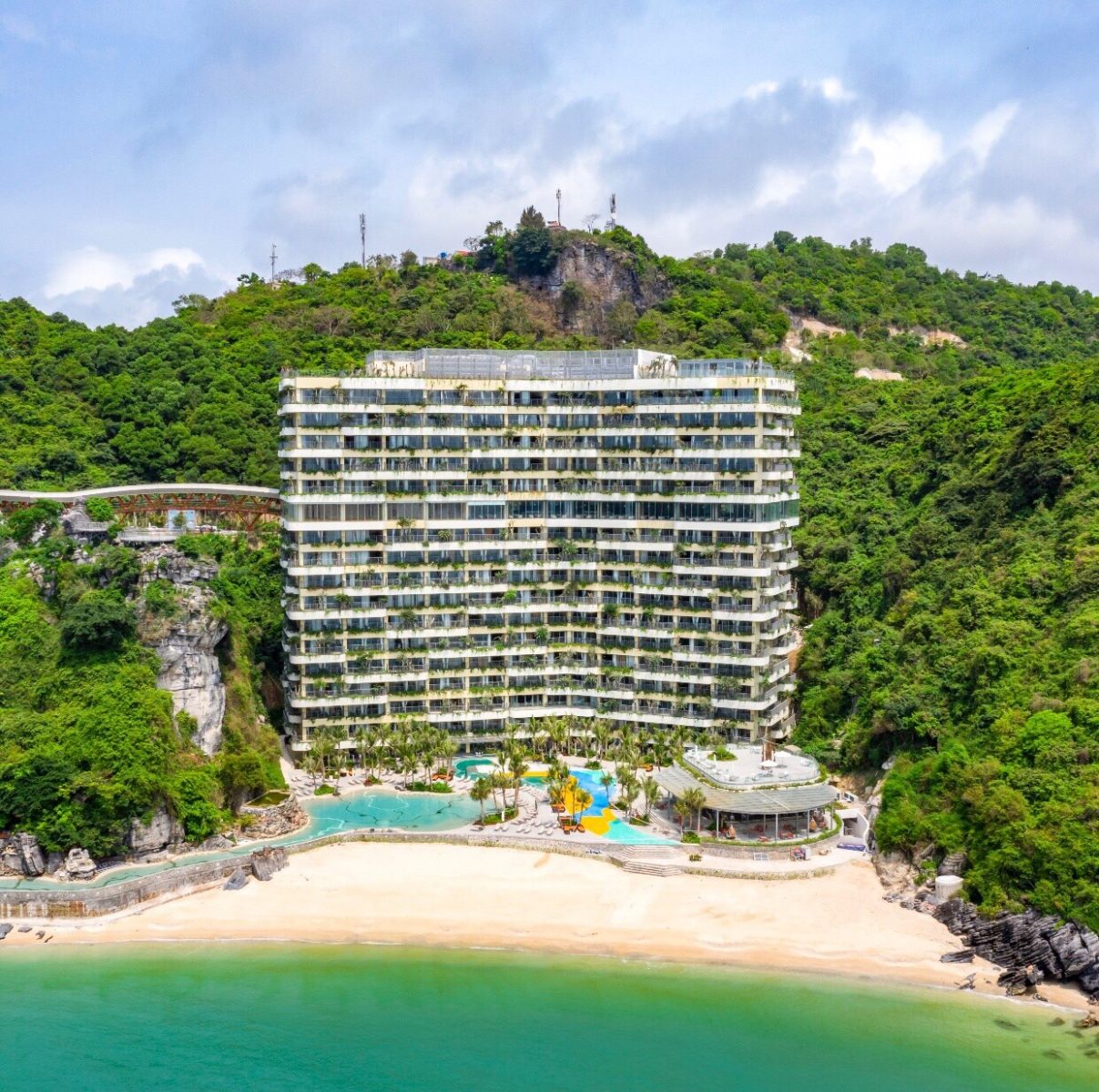 Flamingo Cat Ba Beach Resort