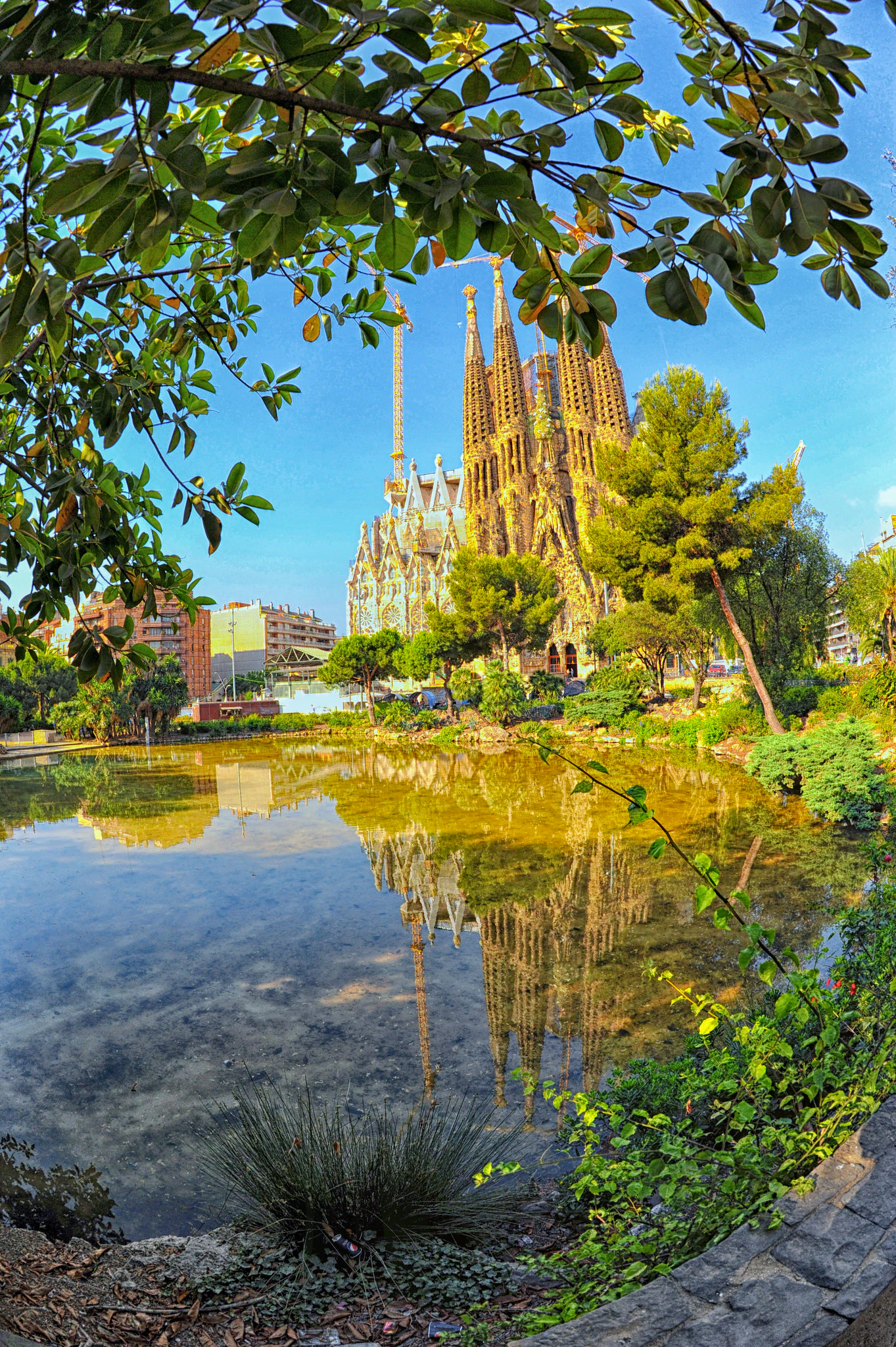 Plaça de Gaudí