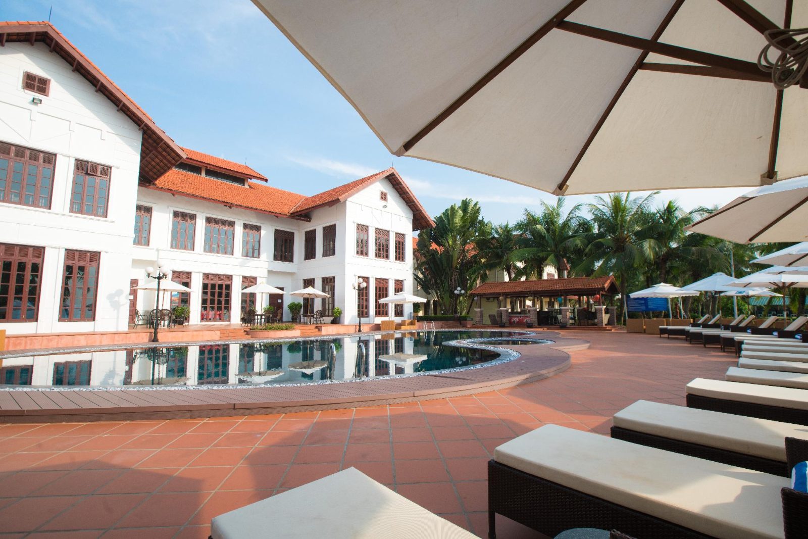 La Paz Resort Halong