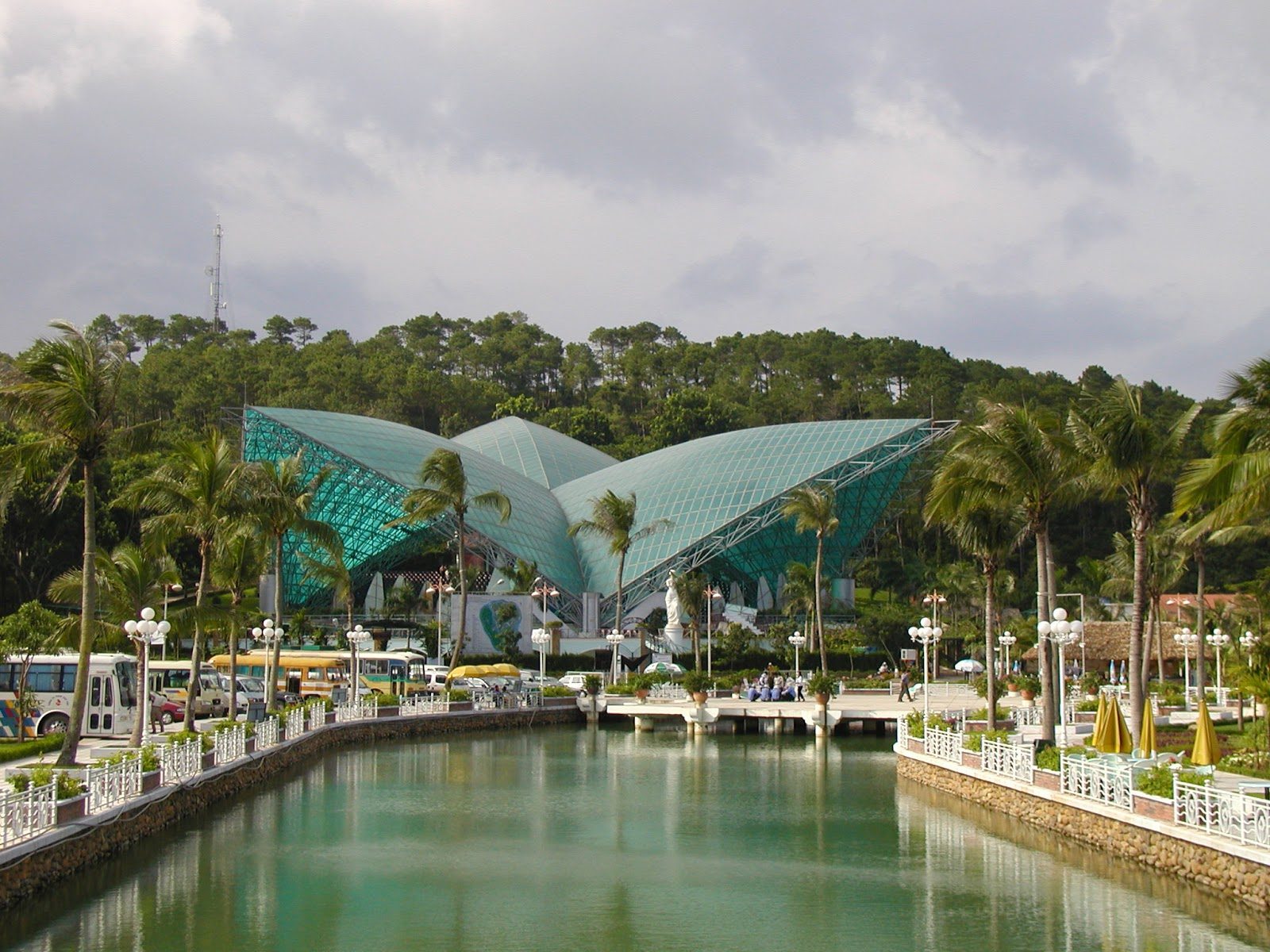 Tuan Chau Amphitheater