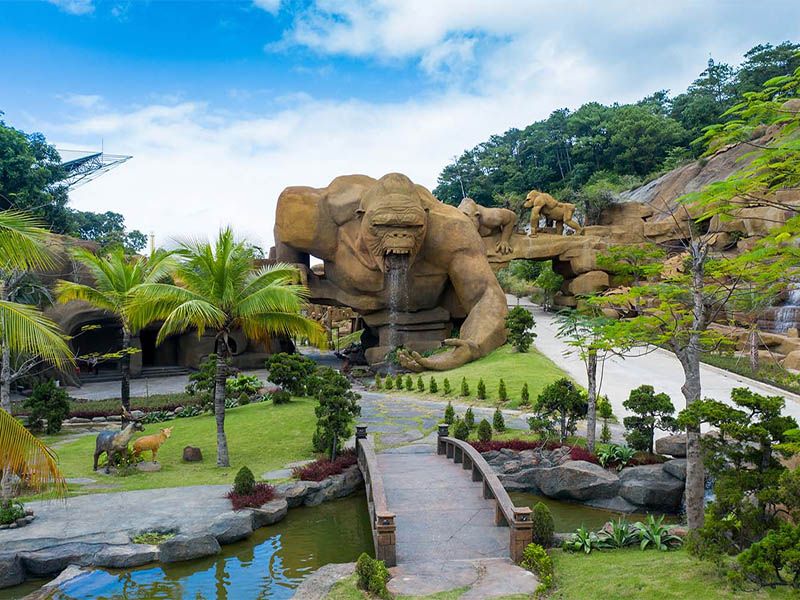 Tuan Chau King Kong Park