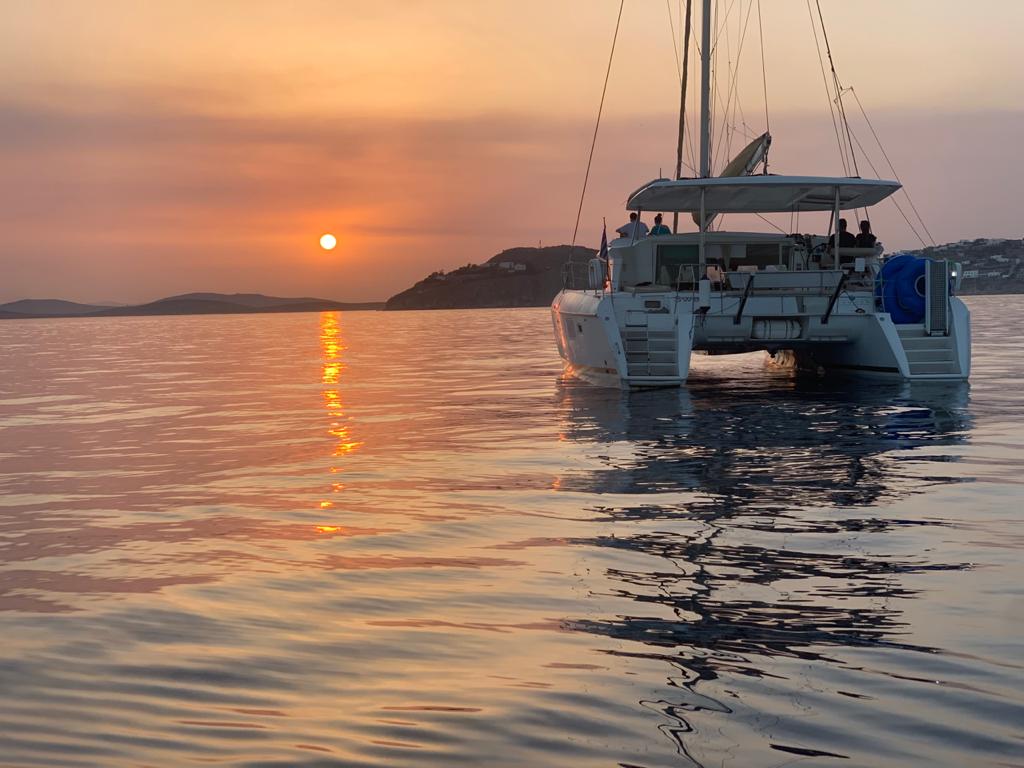 Santorini Caldera Cruise & Dinner