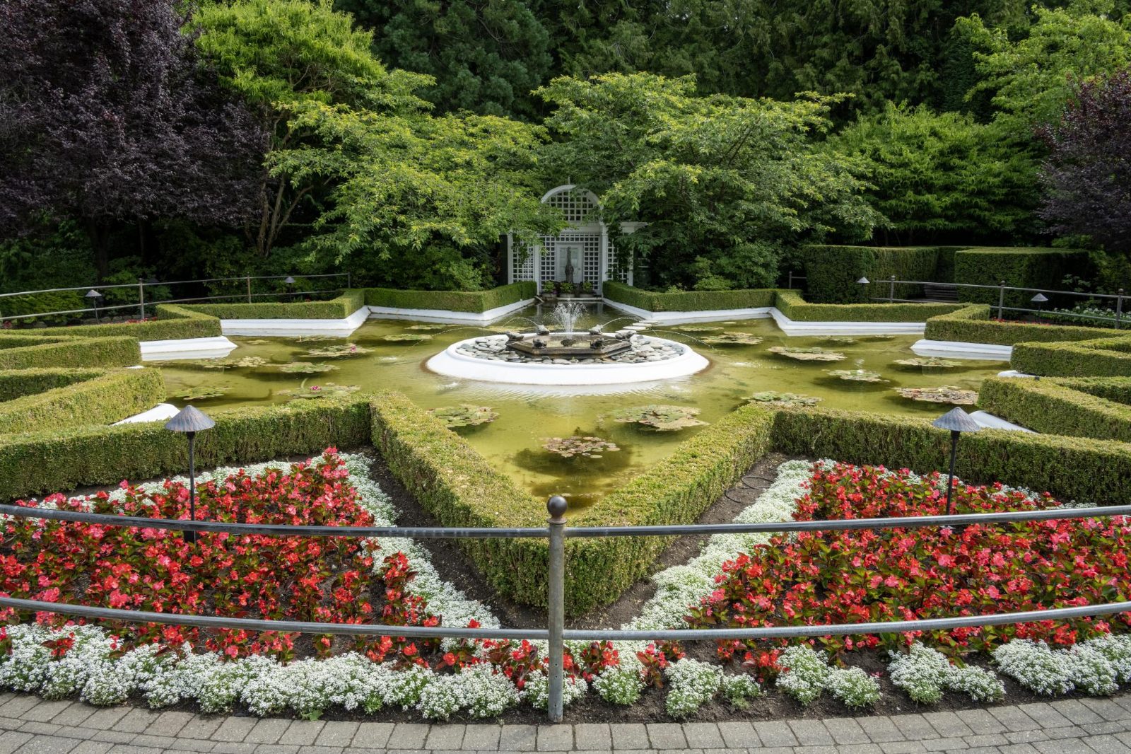 Italian Garden Forecourt
