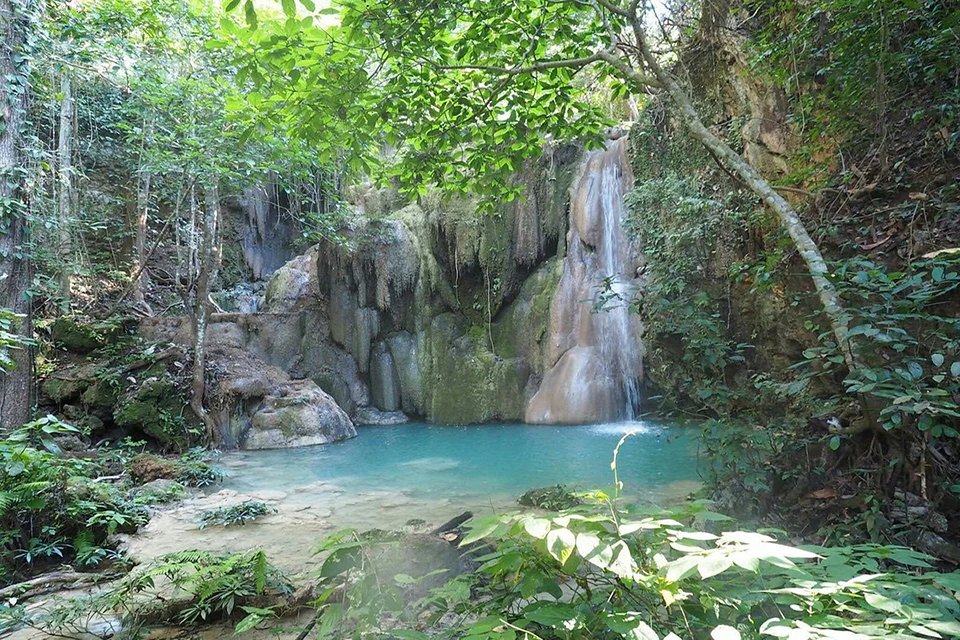 Lower pools at Bua Tong Waterfall