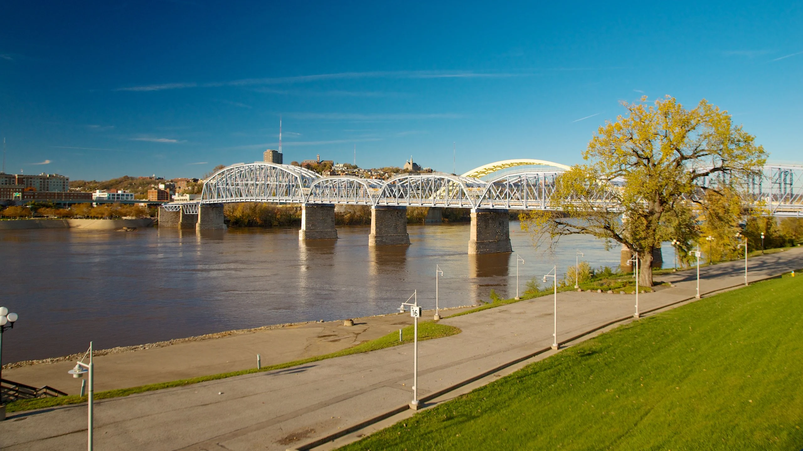 Newport Levee Riverwalk