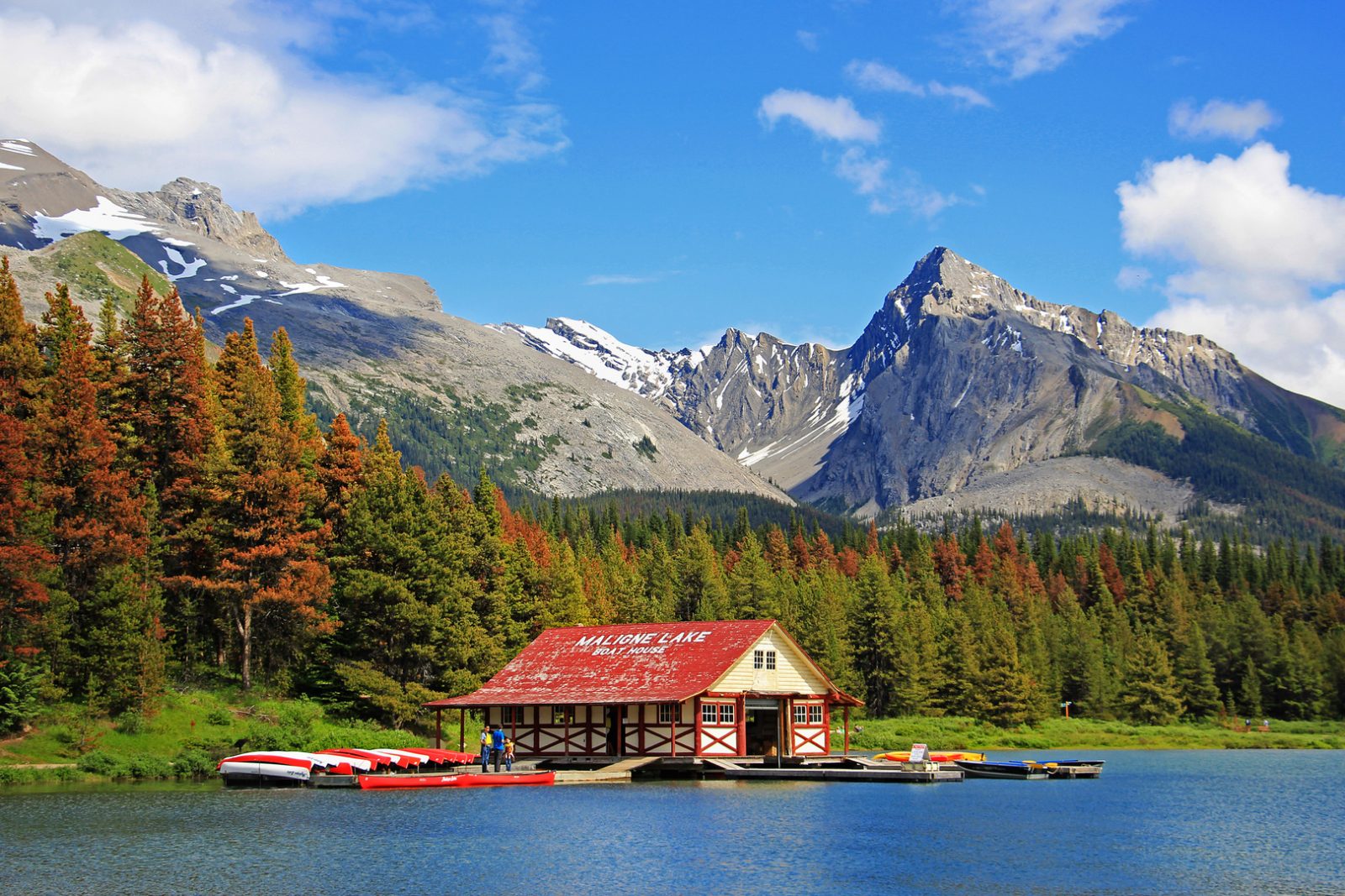 Maligne Lake Boat House