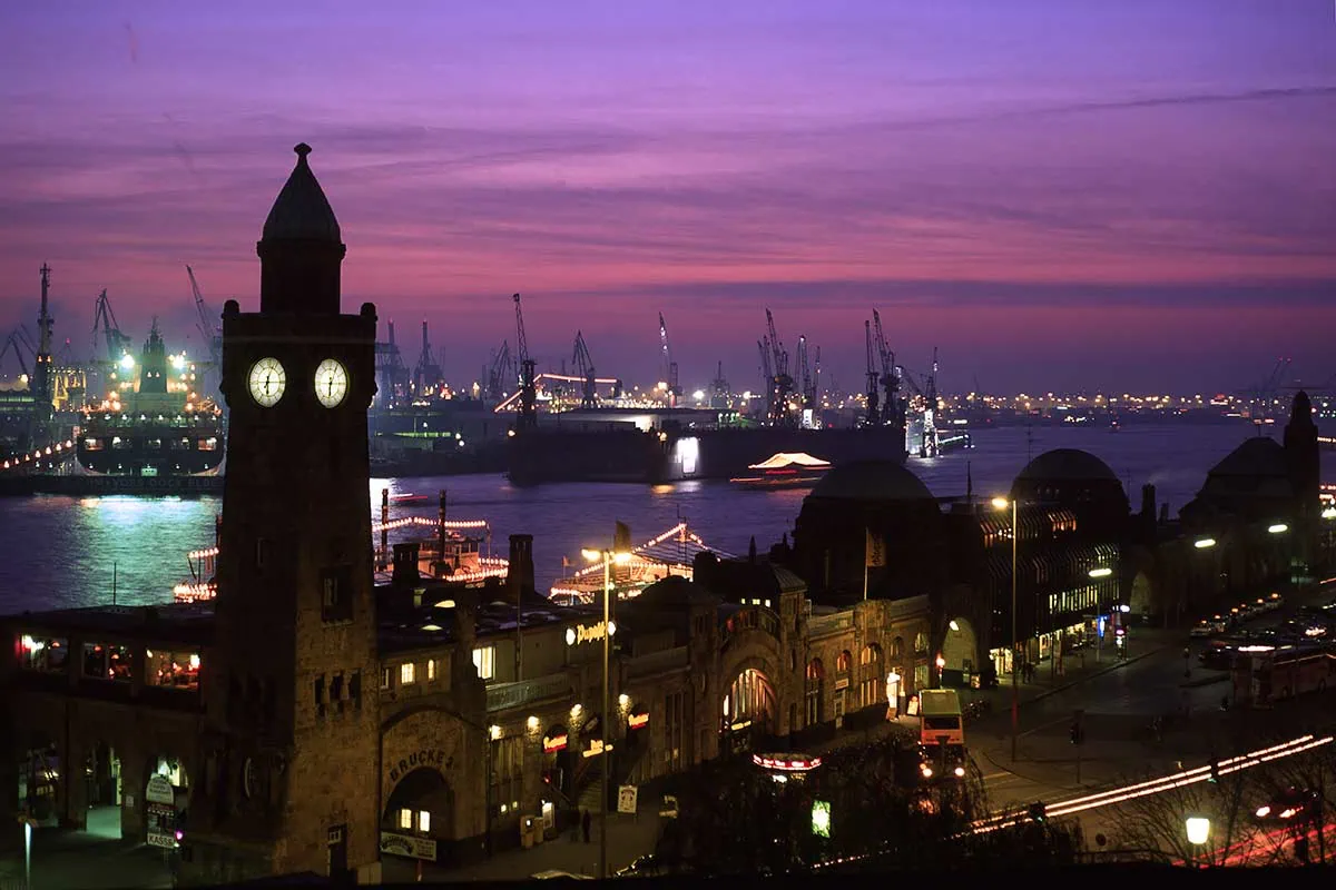 St. Pauli Piers Promenade
