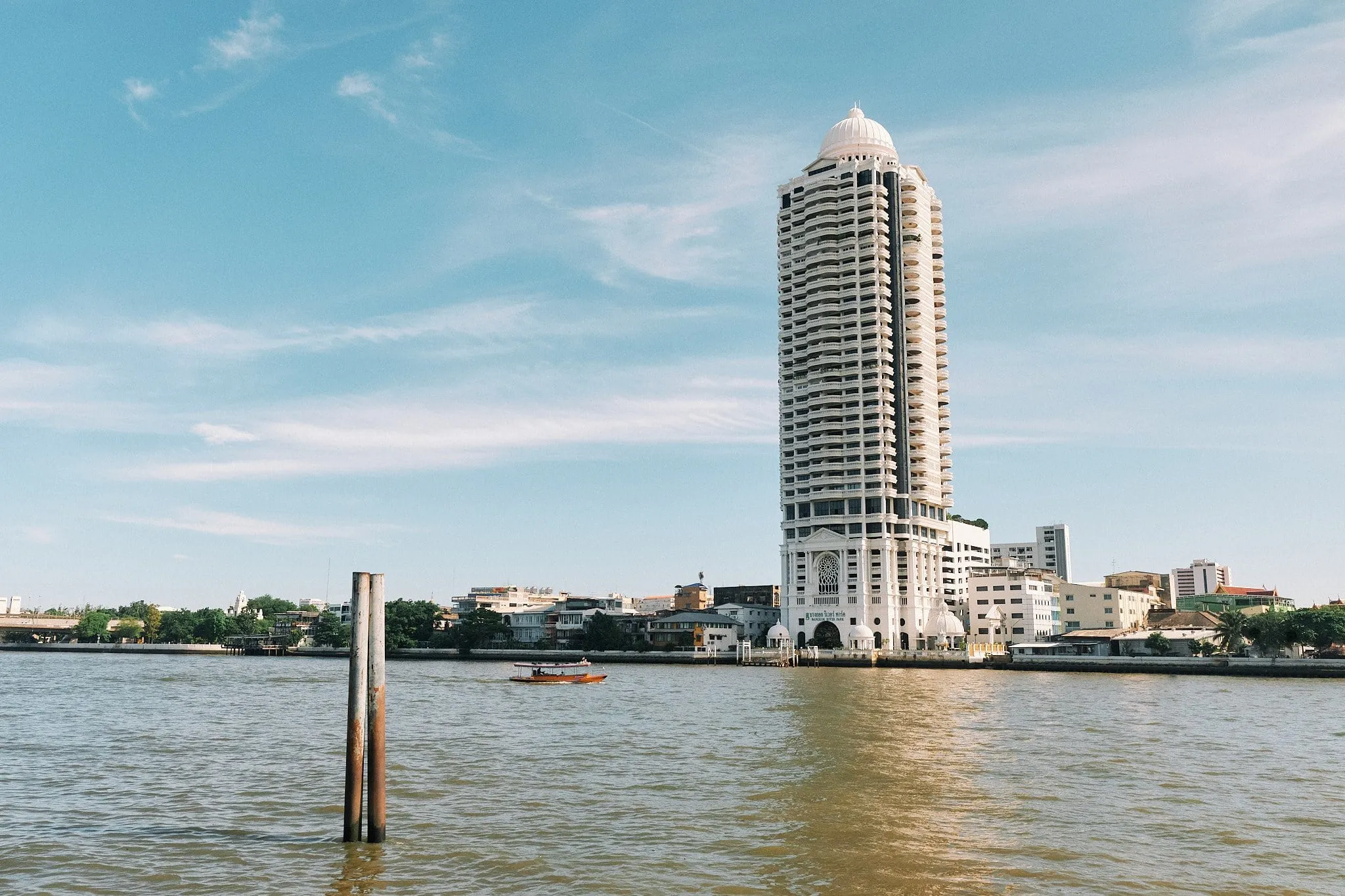 Khlong San District