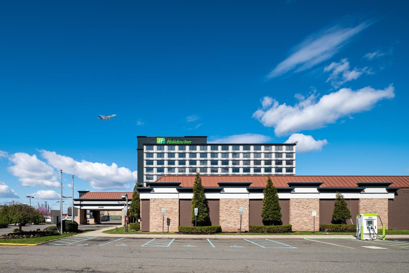 Holiday Inn Newark Airport