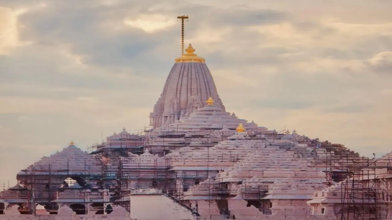Lucknow to Ayodhya Tour Package with Ram Mandir Visit
