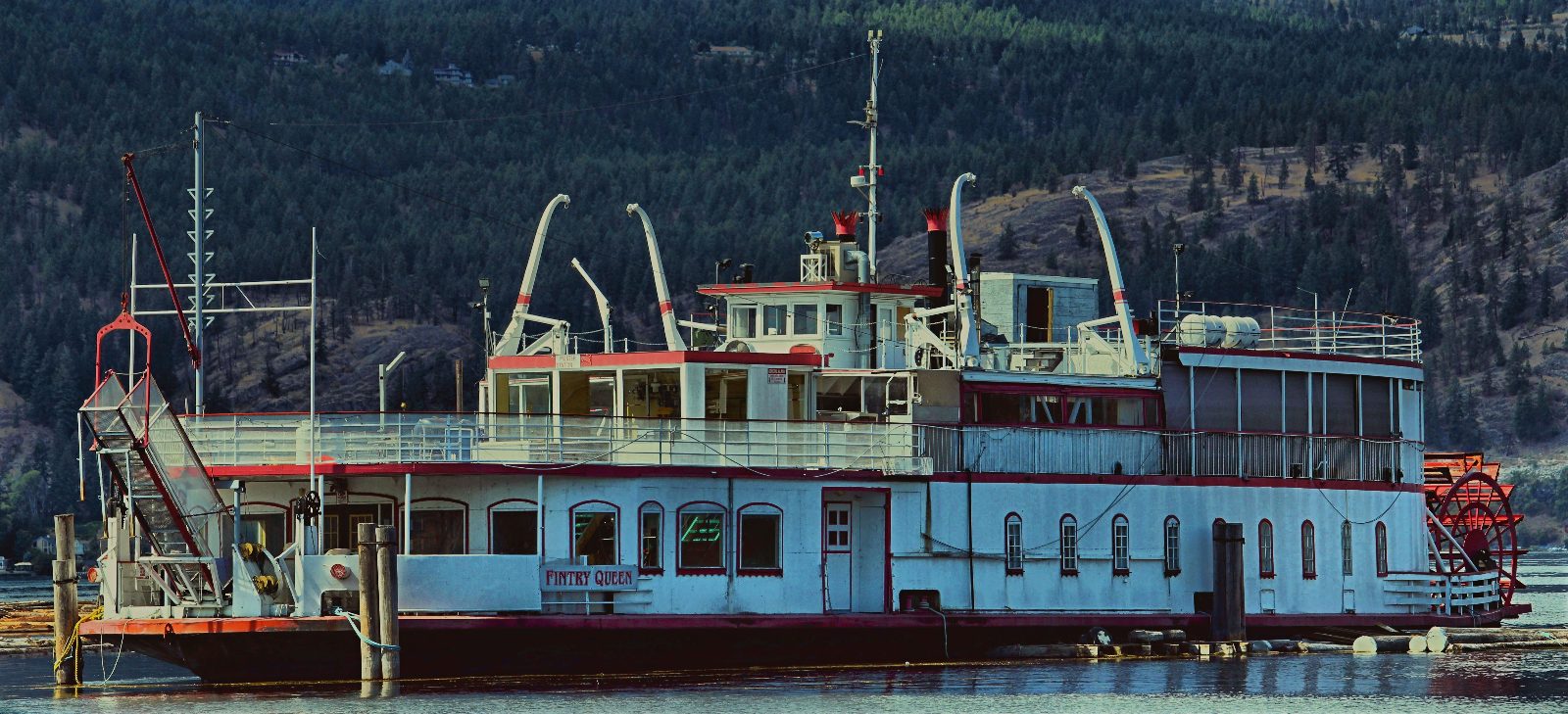 Explore Okanagan Lake Cruise Excursions
