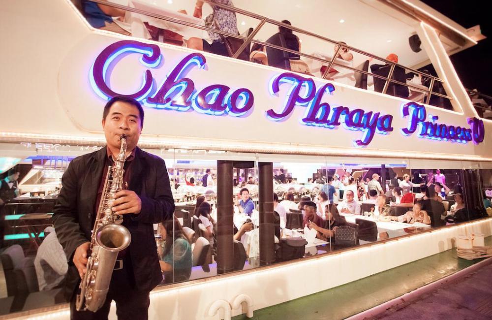 Live Music Show
