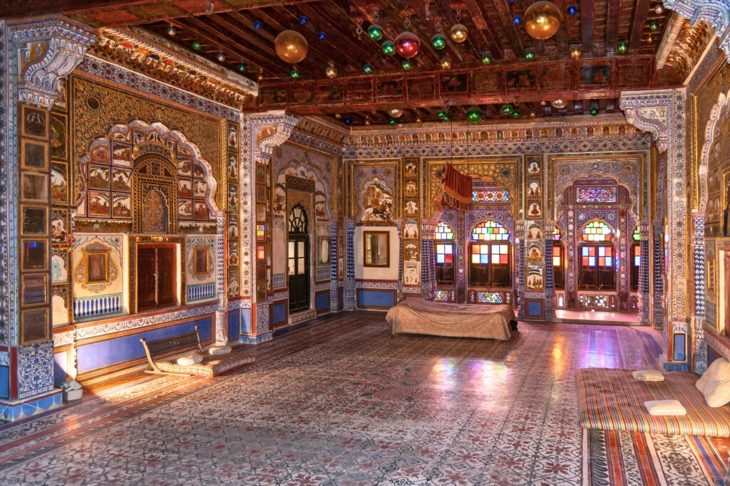 Phool Mahal Interior