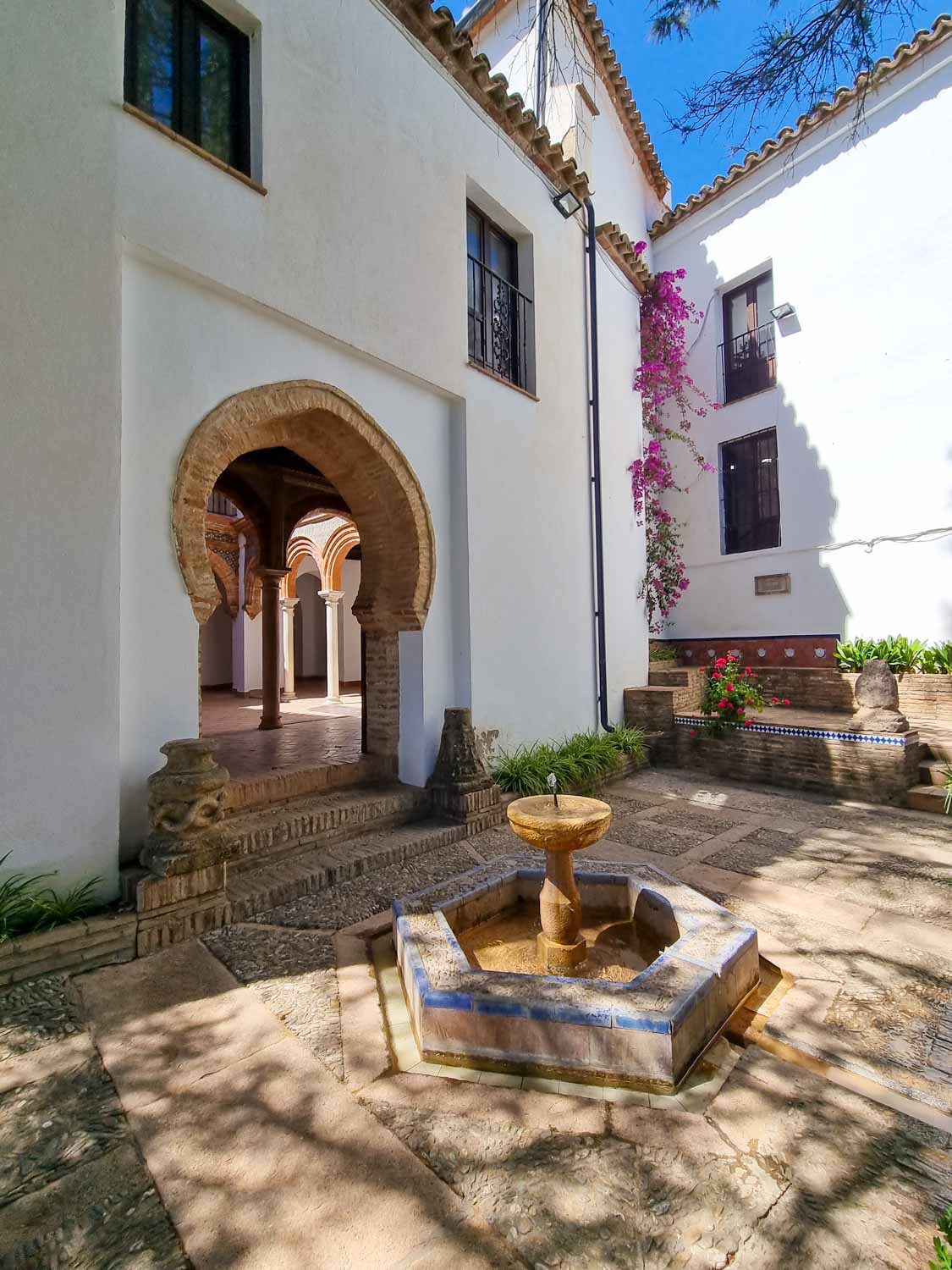 Mondragon Palace