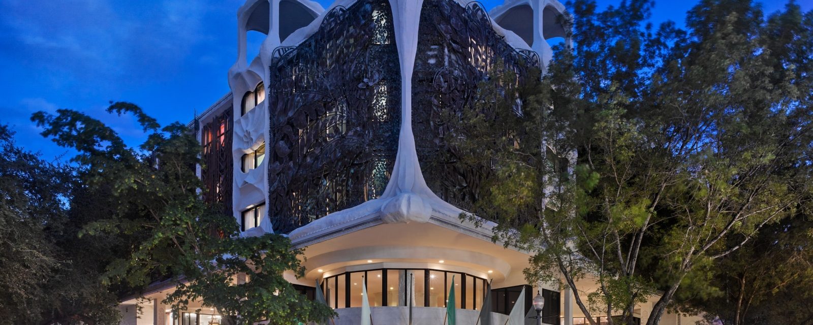 Mayfair House Hotel & Garden