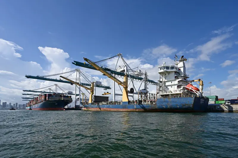 PortMiami Gantry Cranes