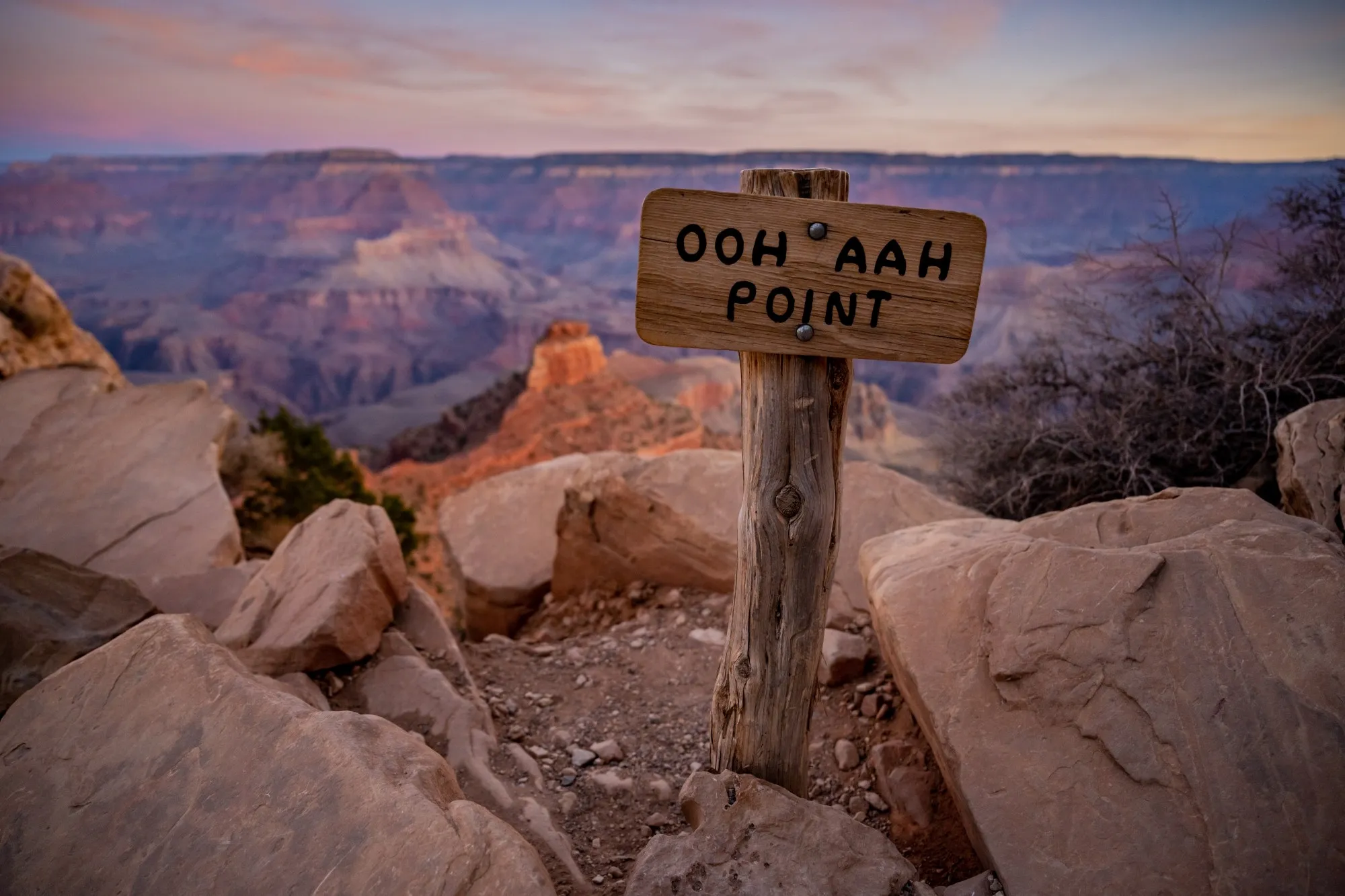 Descent to Ooh Aah Point