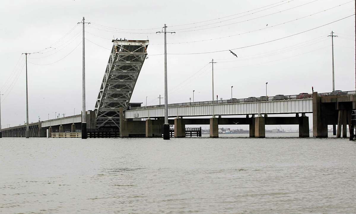 Pelican Island Causeway