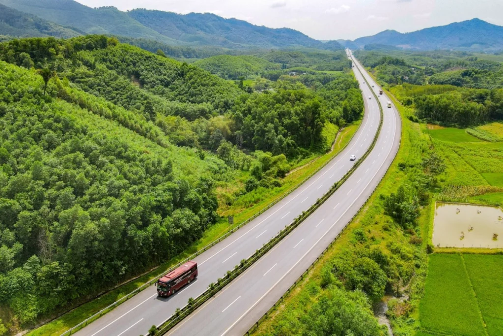 Noi Bai-Lao Cai Highway