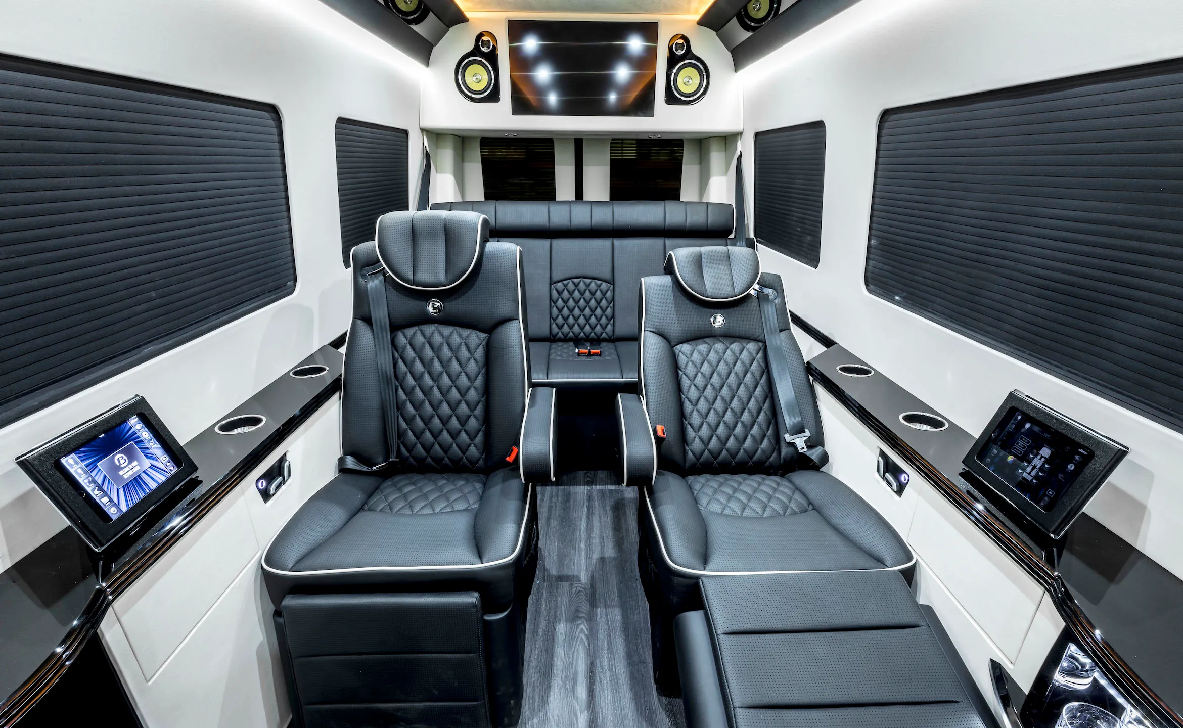 Your experience at Hanoi to Sapa Limousine Bus