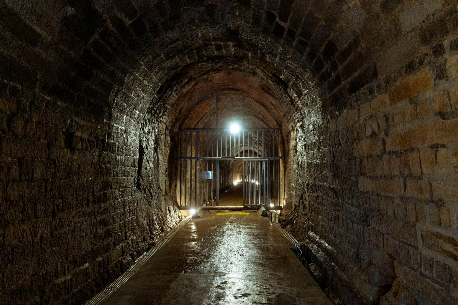 South Bridge Vaults