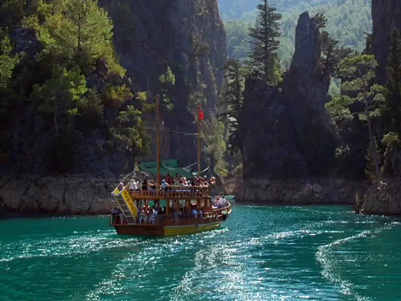 Your experience at Green Canyon Boat Trip