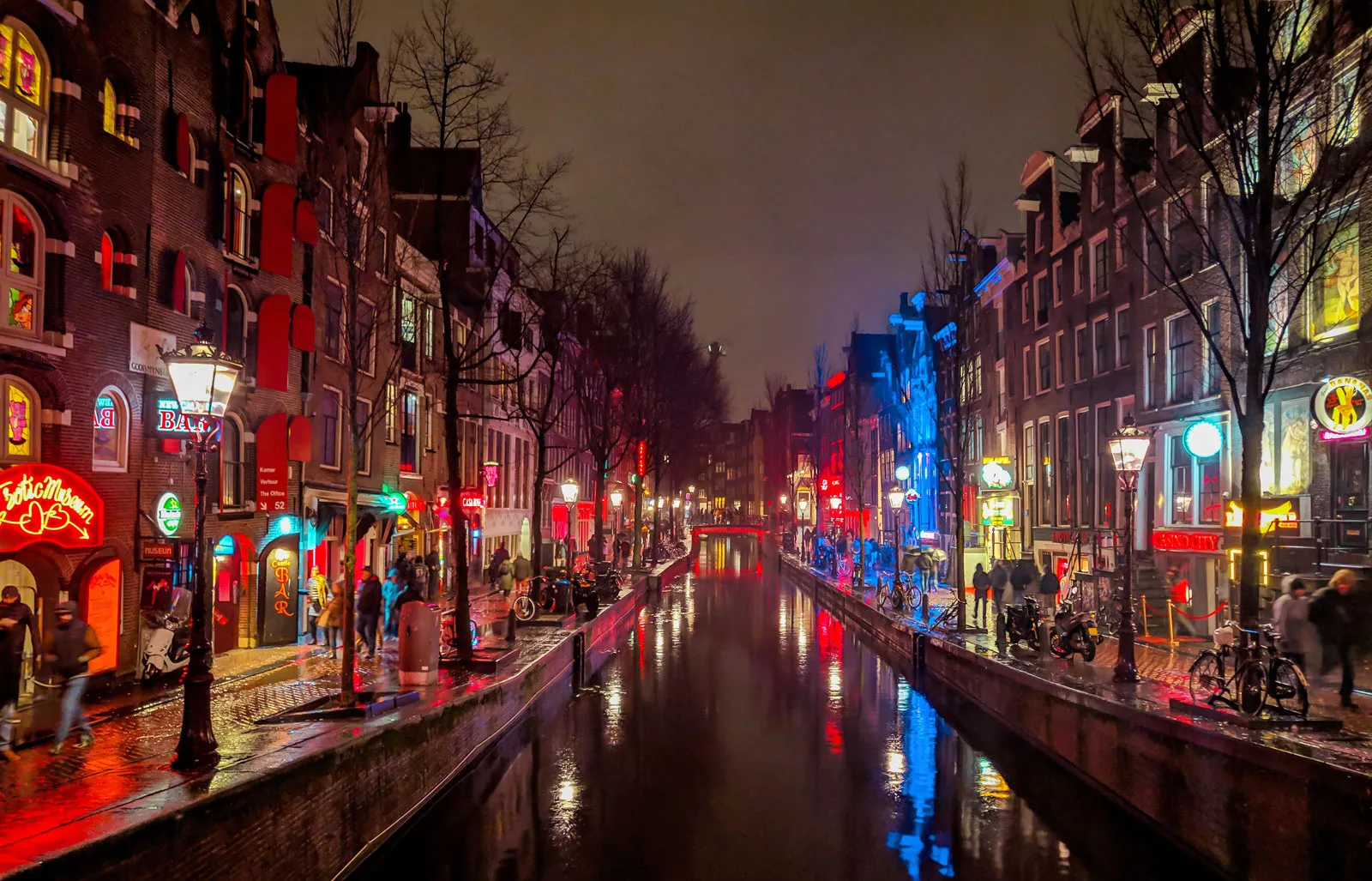 Amsterdam Coffee Shop Tour Experience