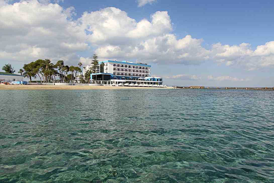 Arkin Palm Beach Hotel