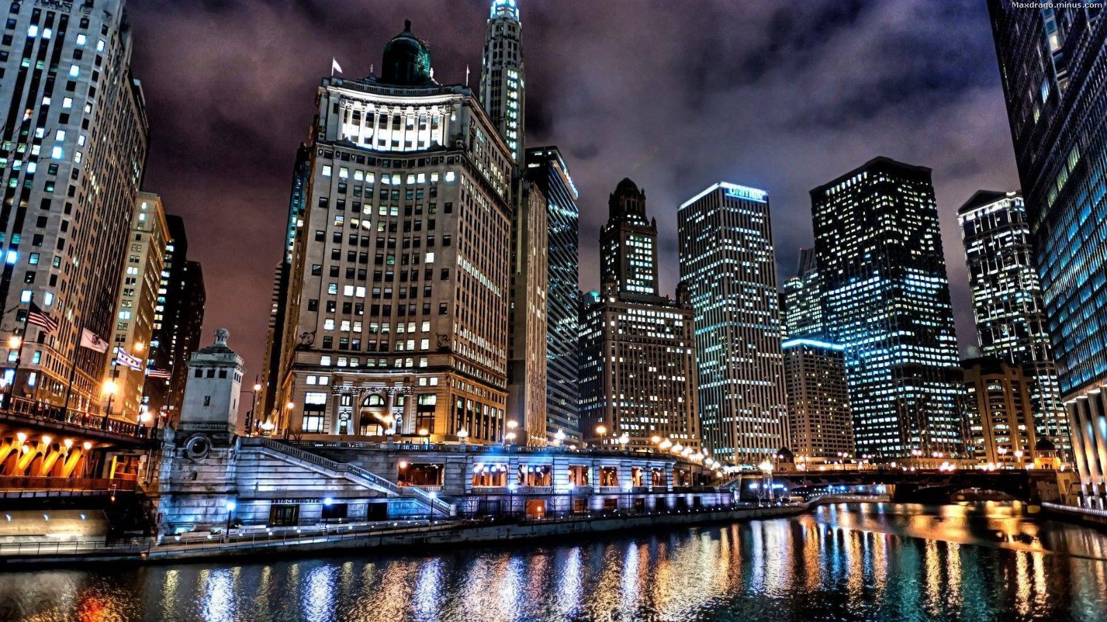 Chicago Night River Cruise Overview