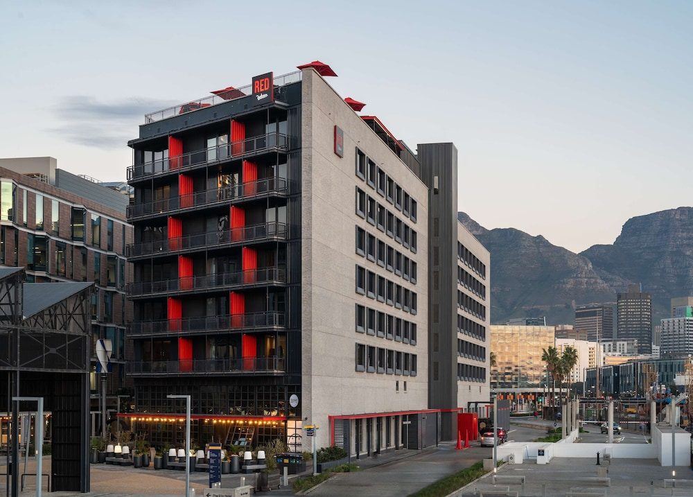 Radisson Red
