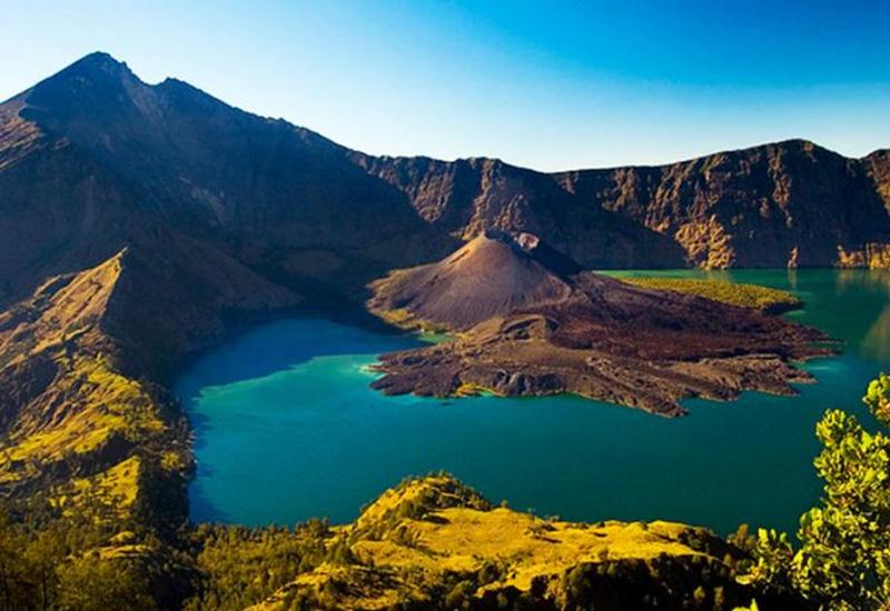 Senaru Crater Rim