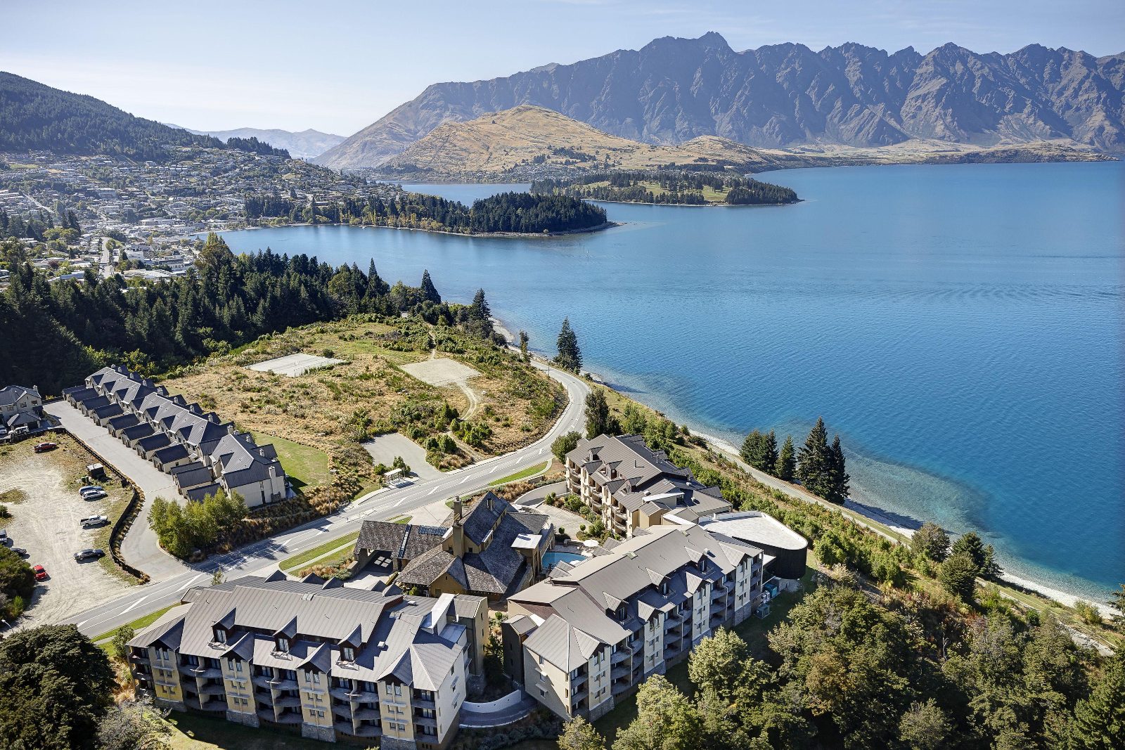 Central Queenstown Hotels