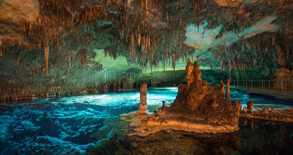 Cuevas del Drach