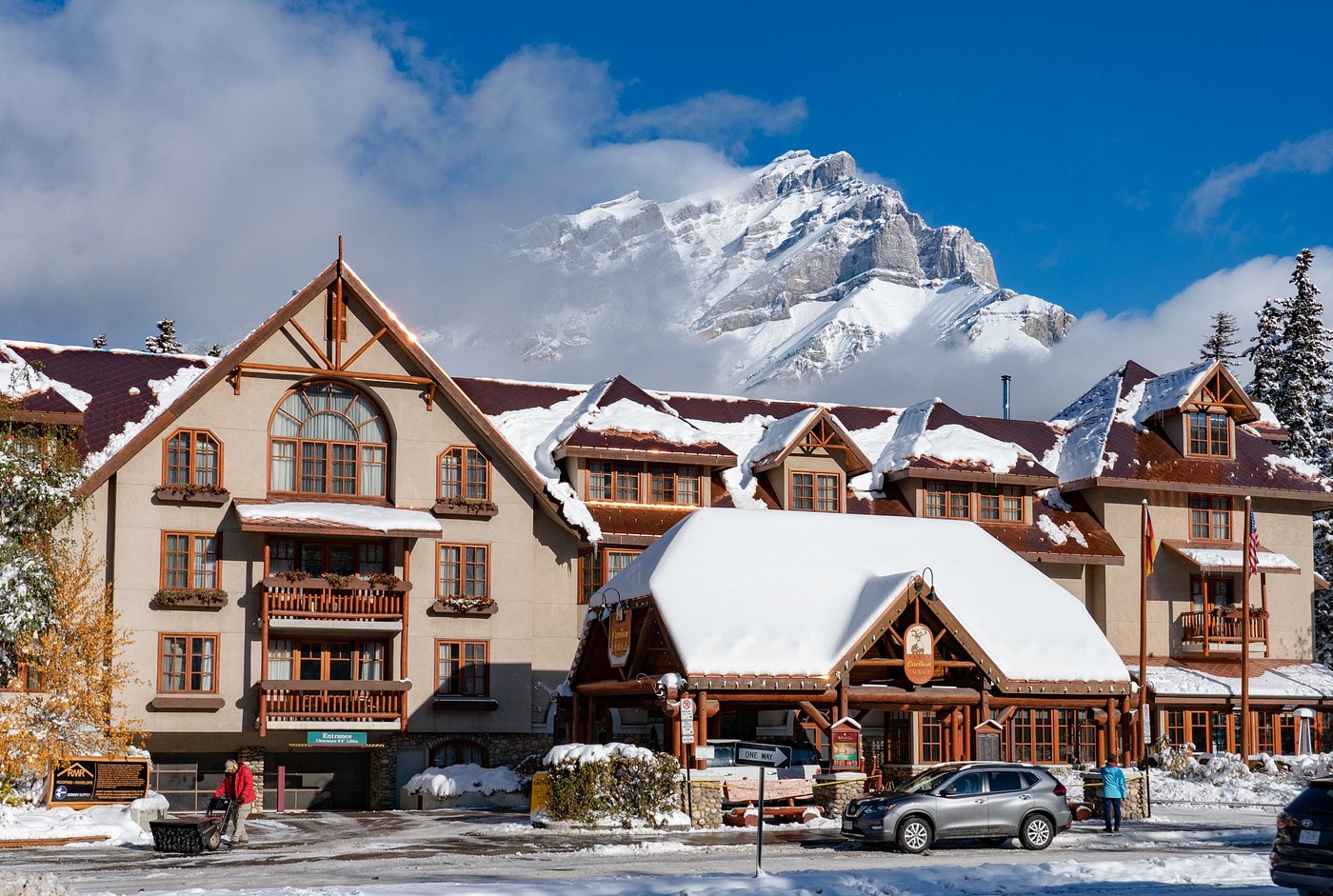 Banff Caribou Lodge